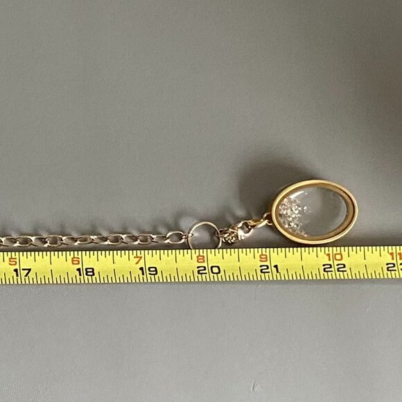 Origami Owl Gold Toggle Chain Oval Necklace Pendant - Picture 9 of 12